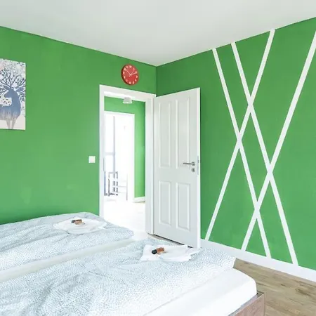 Nature Inspiration With Balcony & Grill Bbq In Mitte Central Station 10 Mins & Big Tv With Photo Lights دوسبرغ