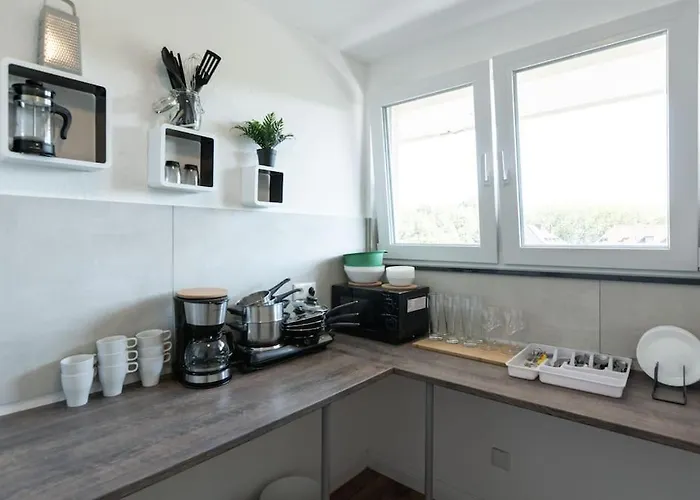 Nature Inspiration With Balcony & Grill Bbq In Mitte Central Station 10 Mins & Big Tv With Photo Lights Apartman Duisburg