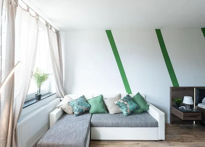 Apartman Nature Inspiration With Balcony & Grill Bbq In Mitte Central Station 10 Mins & Big Tv With Photo Lights