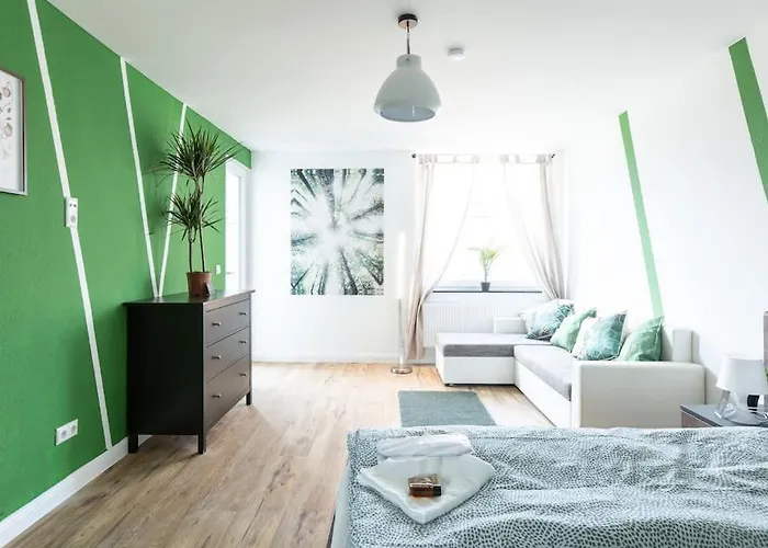 Apartman Nature Inspiration With Balcony & Grill Bbq In Mitte Central Station 10 Mins & Big Tv With Photo Lights Duisburg